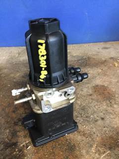 Freightliner Cascadia 126 DEF Pump