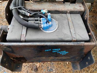 Ford F-750 DEF Tank for a Ford F750SD (SUPER DUTY)