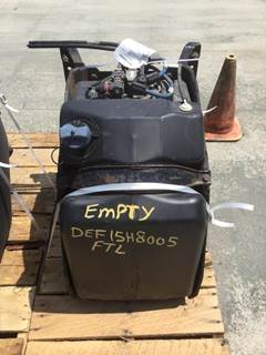 Freightliner Cascadia 113 DEF Tank