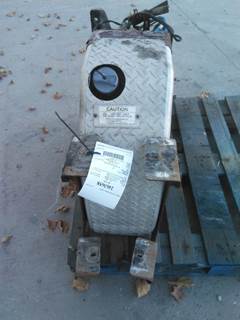 Freightliner Cascadia 113 DEF Tank