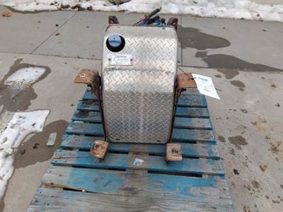 Freightliner Cascadia 113 Left DEF Tank