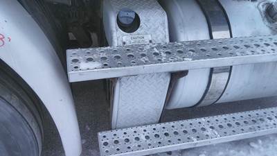 Freightliner Cascadia 113 Left DEF Tank