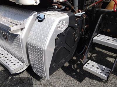 Freightliner Cascadia 113 Left DEF Tank