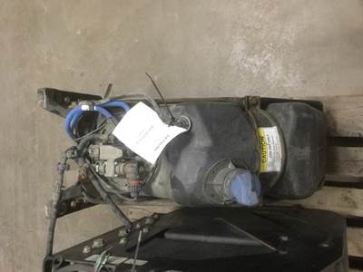 Freightliner Cascadia 116 DEF Tank