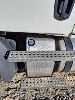 Freightliner Cascadia 116 Left DEF Tank