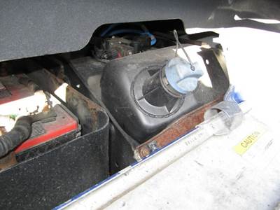 Freightliner Cascadia 125 DEF Tank