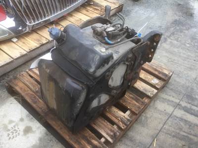 Freightliner Cascadia 125 DEF Tank