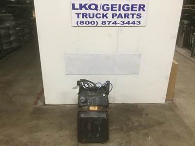 Freightliner Cascadia 125 DEF Tank