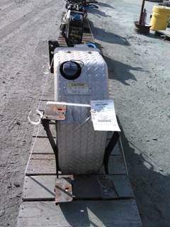 Freightliner Cascadia 125 DEF Tank