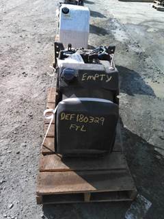 Freightliner Cascadia 125 DEF Tank