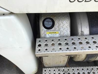 Freightliner Cascadia 125 Left DEF Tank