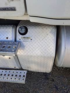 Freightliner Cascadia 125 Left DEF Tank
