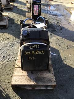 Freightliner Cascadia 125 DEF Tank