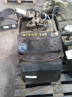 Freightliner Cascadia 125 DEF Tank