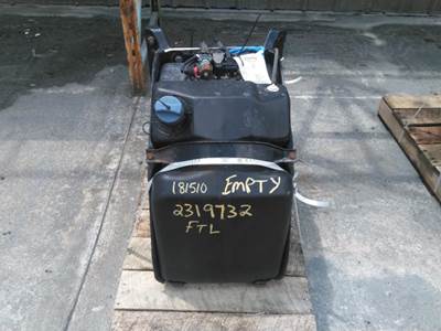 Freightliner Cascadia 125 DEF Tank