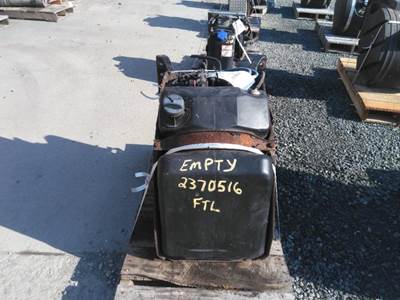 Freightliner Cascadia 125 DEF Tank