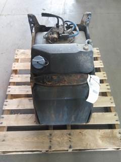 Freightliner Cascadia 125 DEF Tank