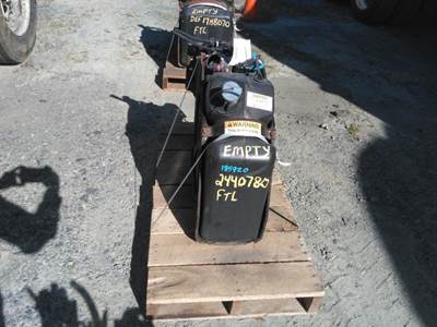 Freightliner Cascadia 125 DEF Tank for a Freightliner CASCADIA 125 2018UP