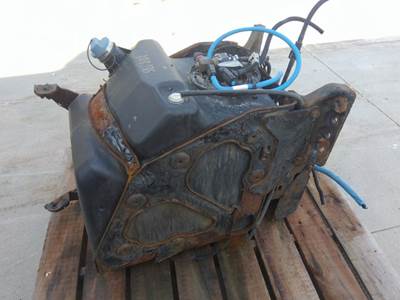 Freightliner Cascadia 125 DEF Tank