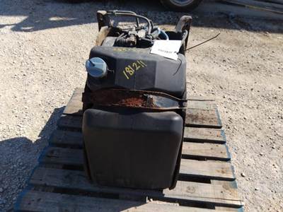 Freightliner Cascadia 125 Left DEF Tank