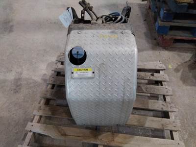 Freightliner Cascadia 125 DEF Tank