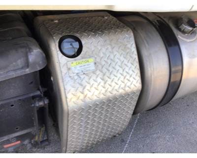 Freightliner Cascadia 125 DEF Tank