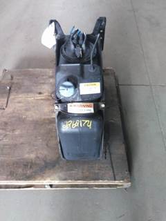 Freightliner Cascadia 126 DEF Tank