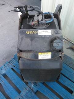 Freightliner Cascadia 126 DEF Tank