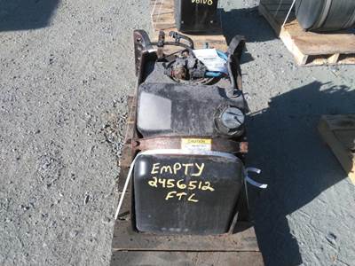 Freightliner Cascadia 126 DEF Tank