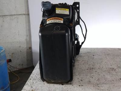 Freightliner Cascadia 126 DEF Tank