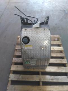 Freightliner Cascadia 126 DEF Tank