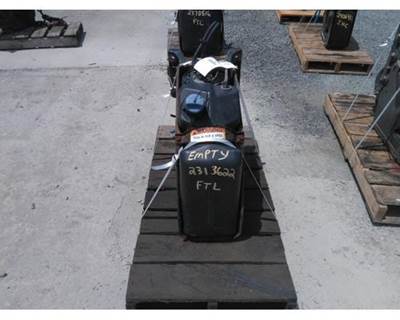 Freightliner Cascadia 126 DEF Tank