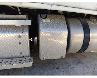 Freightliner Cascadia 126 Left DEF Tank