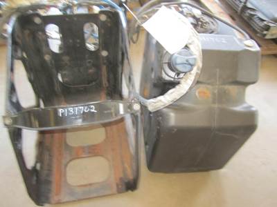 Freightliner Cascadia DEF Tank