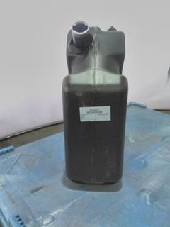 Freightliner Cascadia Left DEF Tank