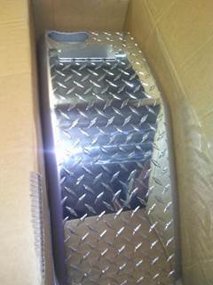 Freightliner Cascadia Left DEF Tank