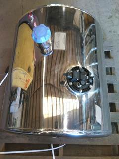 Freightliner Cascadia DEF Tank