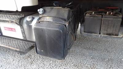 Freightliner M2 106 DEF Tank