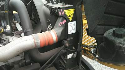 International CE DEF Tank