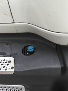 International LT DEF Tank