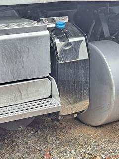 International LT Left DEF Tank