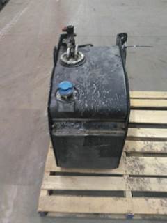 International LT DEF Tank