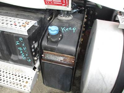 International LT Left DEF Tank