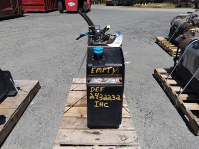 International LT DEF Tank