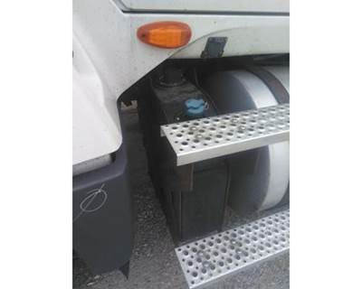 International LT DEF Tank