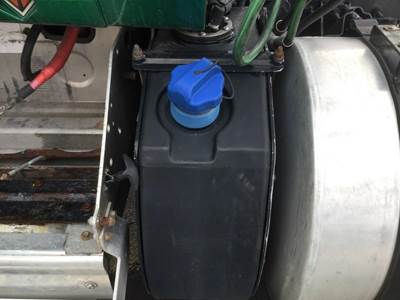 International ProStar Left DEF Tank for a International PROSTAR 122