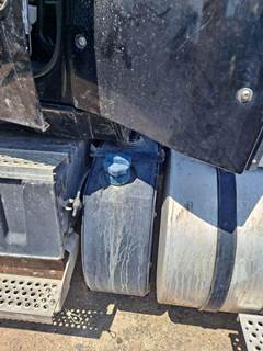 International ProStar DEF Tank for a International PROSTAR 122