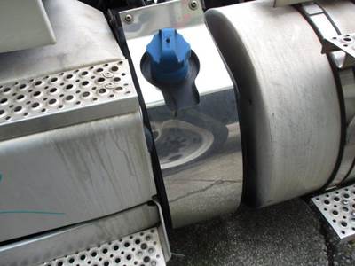 International ProStar Left DEF Tank for a International PROSTAR 113