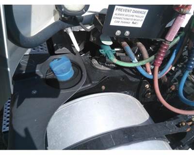 International ProStar Left DEF Tank for a International PROSTAR 122