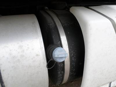 Kenworth T660 Right DEF Tank